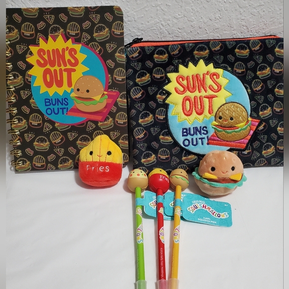 Squishmallows Other - Squishmallows Notebook and Pen Set